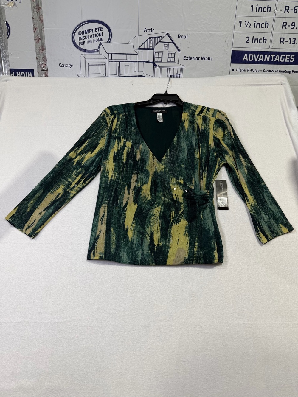 Jones New York Collection XL Abstract V Neck Faux Wrap Top NWT Green Blouse